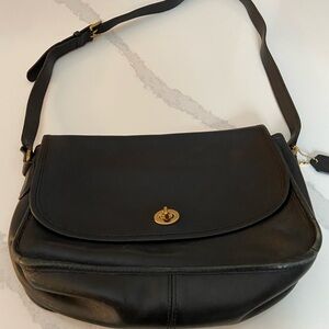 Black Leather Coach Shoulder Bag
Height - 9 1/2”
Width - 12”